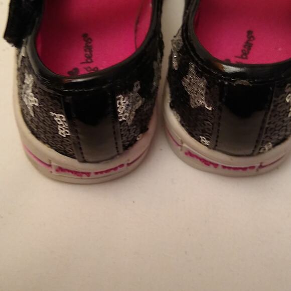 Jumping bean black sequin sneakers. Size 4 - Picture 4 of 7